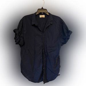 XiRENA Navy Button-Down Short Sleeve Shirt
